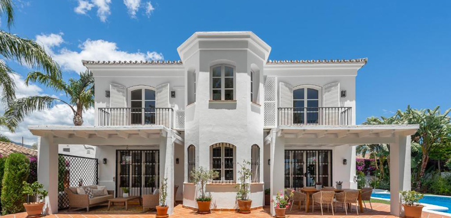 قوانین و چالش‌های رایج در تقسیم ارث خانه پدری